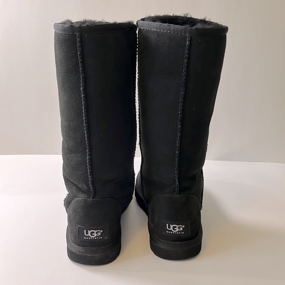 UGG Australia Classic Tall Boots, Black, size 6 - Picture 9 of 11